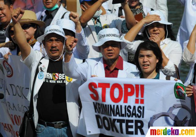 KRIMINALISASI TERHADAP KASUS DR AYU